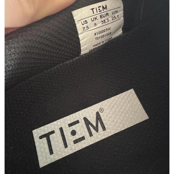 TIEM Slipstream Indoor Cycling Shoes Black Size 7.5 Cleats Included - Picture 6 of 8